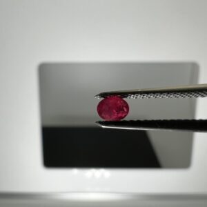 Super zeldzame bixbiet rode beryl