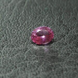 Gecertificeerde roze saffier