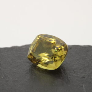 Yellow chrysoberyl