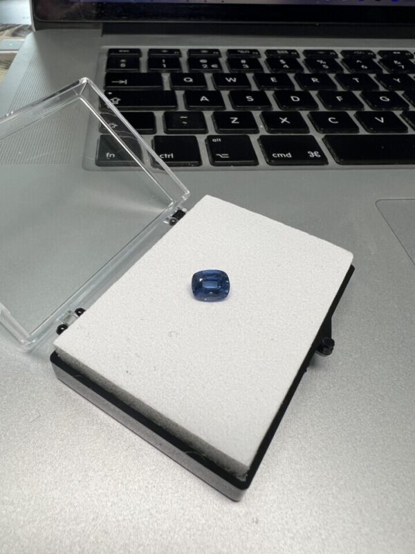 Blauwe saffier